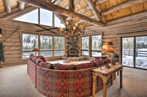 Lavish Breck Cabin about 6 Mi to Slopes and Main St